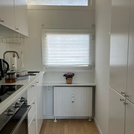 Charming Flat In Brede Lejlighed *